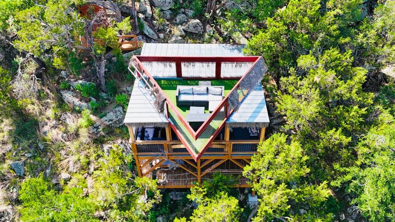 Cozy Cabin Suites for an Intimate Escape