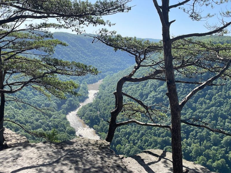 Diamond Point Overlook: The Crown Jewel of the Hike