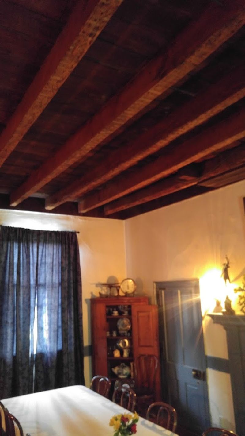 The Upstairs Rooms That Reward Curious Explorers