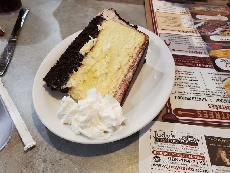 All-Day Dining for Every Kind of Hunger