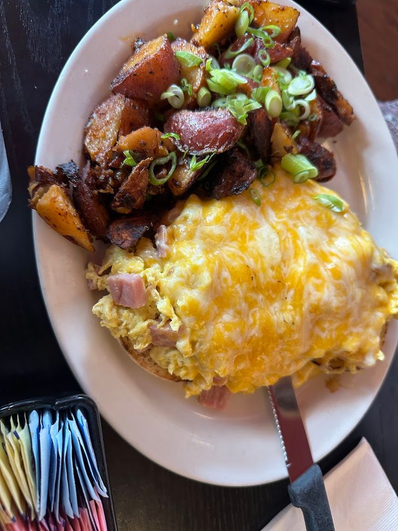 Hours That Fit the Breakfast Lifestyle Perfectly