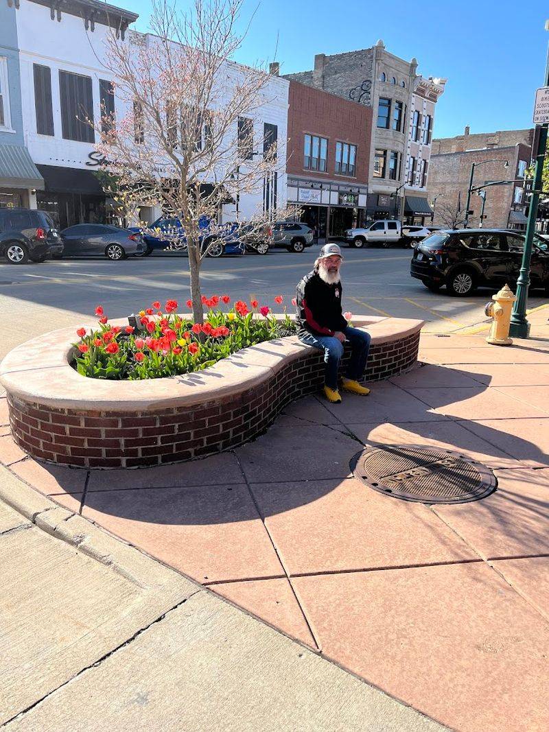 Patio Seating and a Dog-Friendly Atmosphere Worth Knowing About