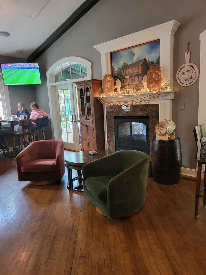 Upscale Comfort Without the Pretense