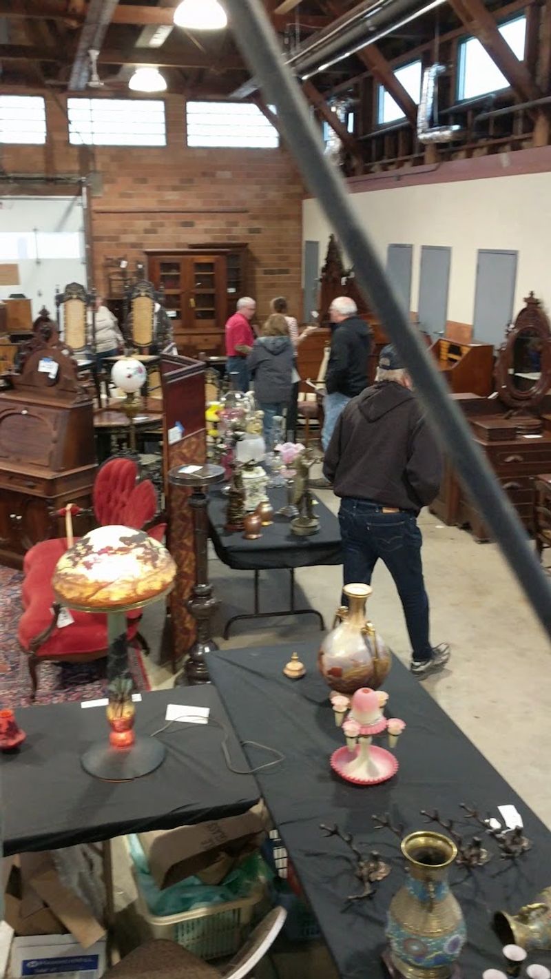 Rochester Flea Market, Rochester, MN