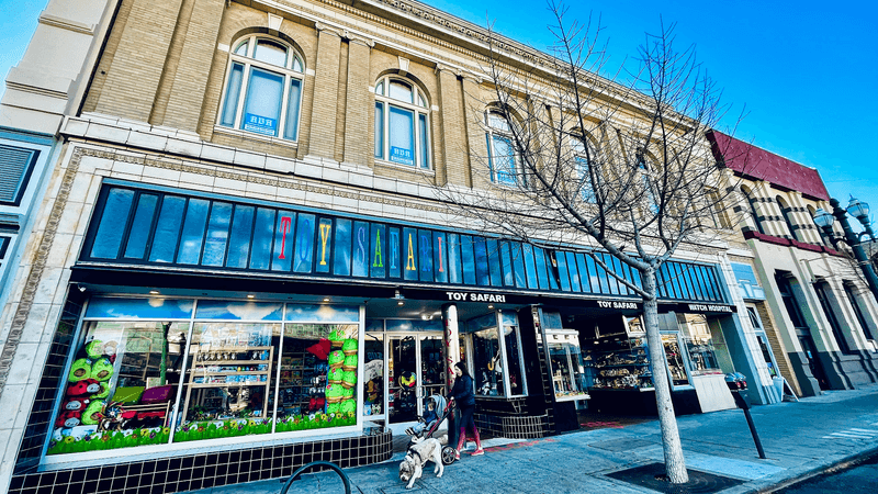 A Park Street Shop Fans Love To Roam