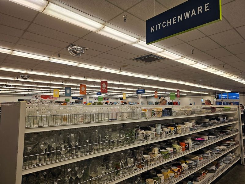 Housewares and Kitchen Finds That Fill Carts Fast