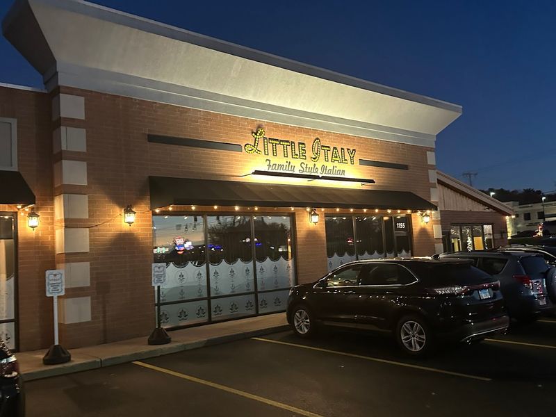 A Community-Rooted Spot With Big Plans for Dyer