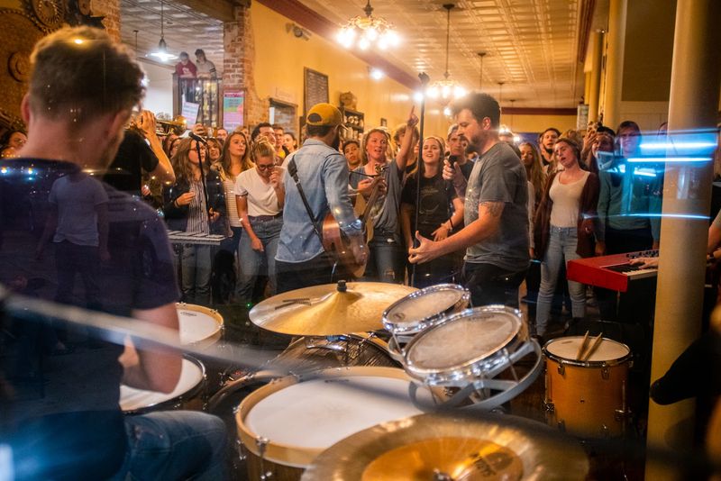 Live Music and the Atmosphere It Creates