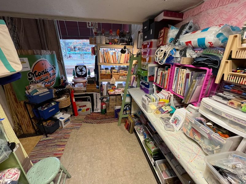 When to Visit: Making The Most of Shop Hours