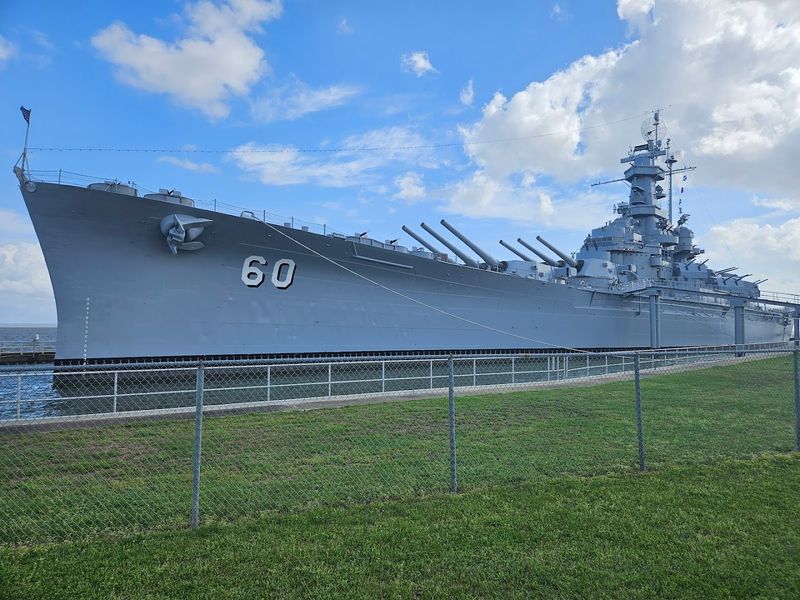 USS Alabama Battleship Memorial Park 