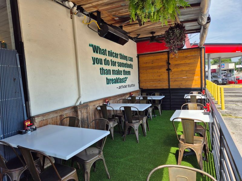 Service That Feels Genuine and Unhurried