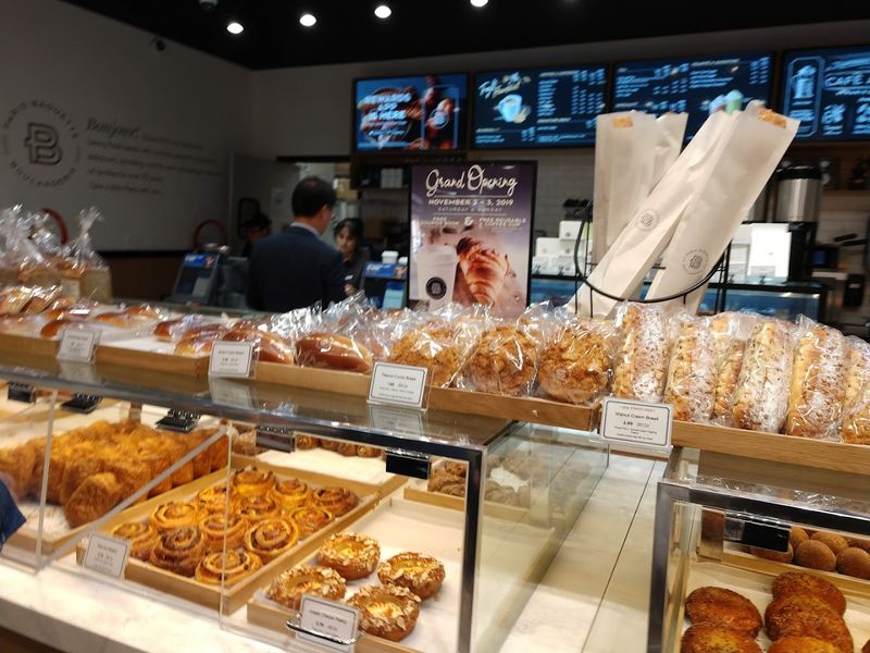 Paris Baguette Bakery Inside the Store