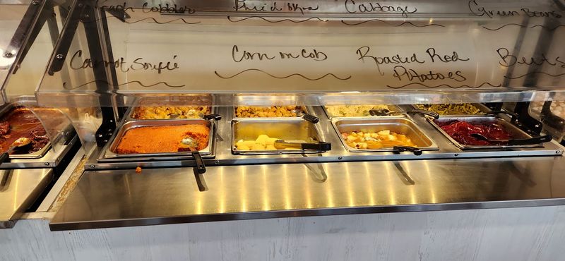 The Buffet Experience Worth Rerouting Your Weekend For