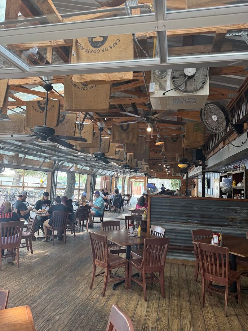 Live Music That Adds to the Whole Vibe