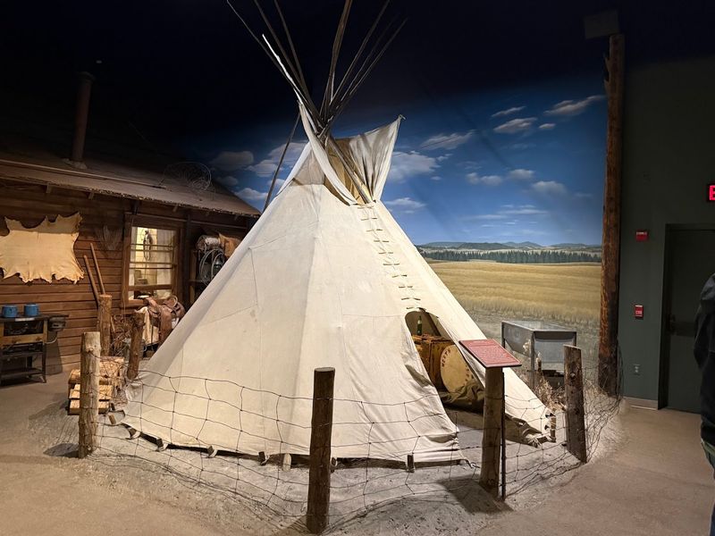 Native Heritage and Oregon History Galleries