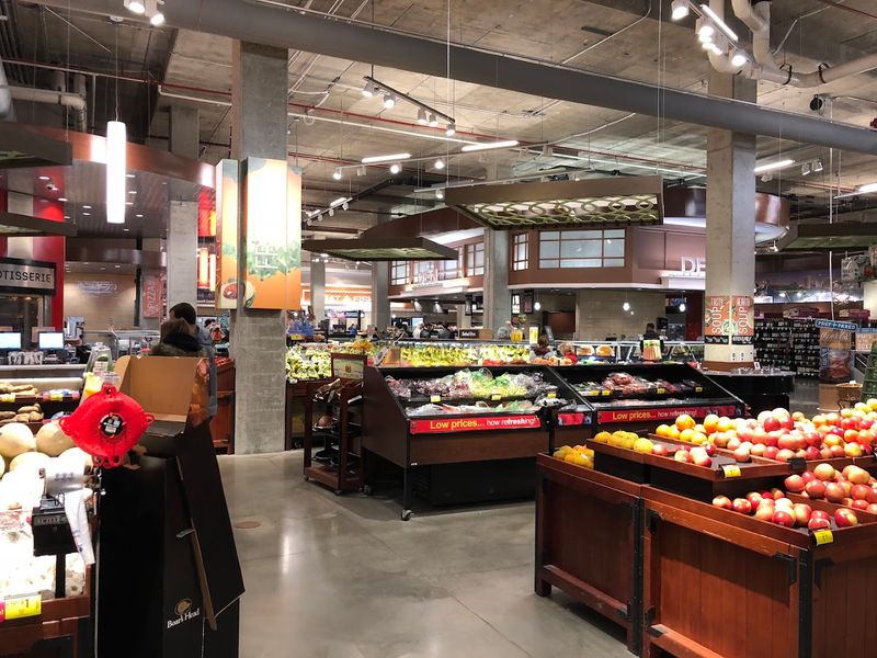 A Fresh Salad Bar Worth the Stop