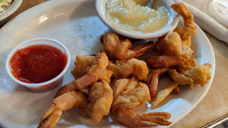 Crab Cakes That Deserve Their Own Fan Club