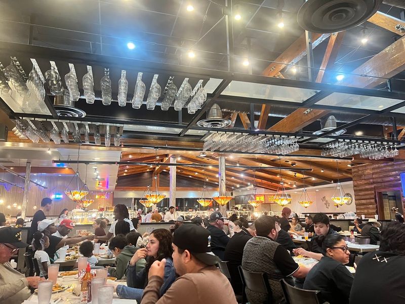 Booths And Tables For Every Party Size