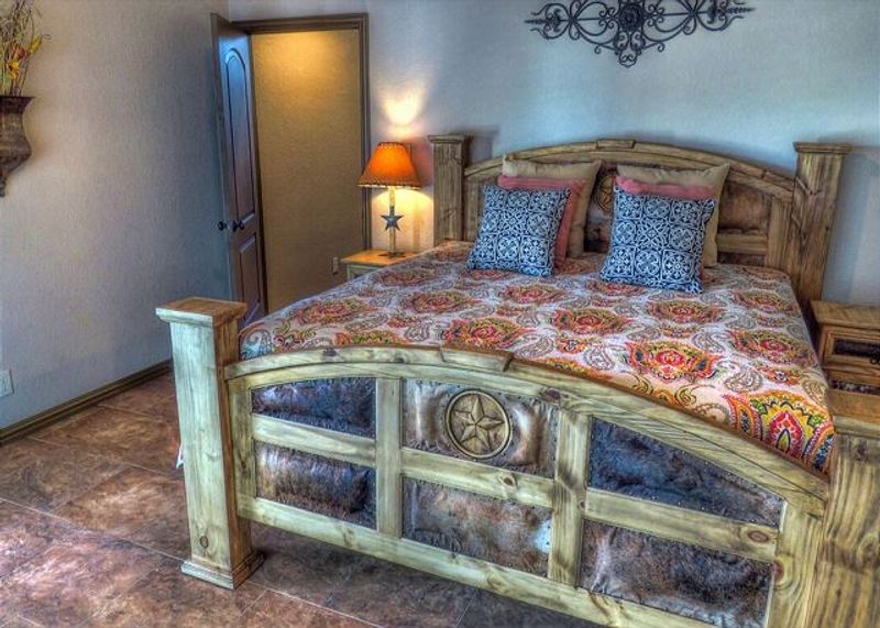 Nearby Accommodations That Make Staying Easy and Comfortable