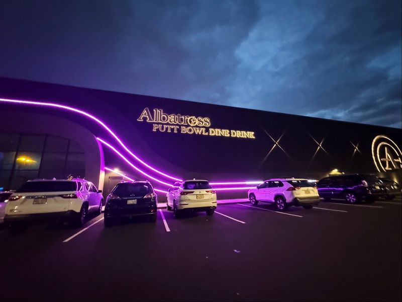 Convenient Location and Parking in Edison, NJ