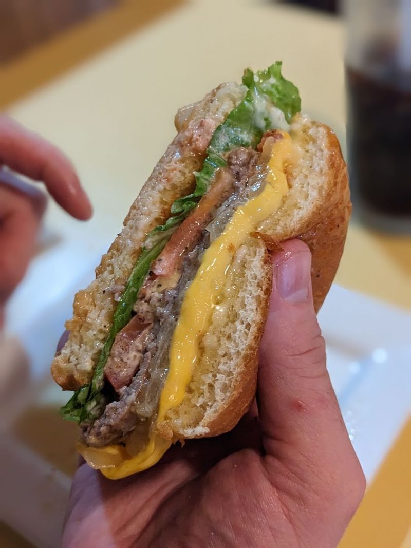 The Onions And Bun Deserve Their Own Round Of Applause