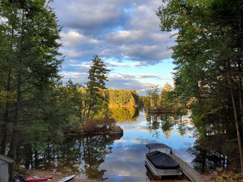 Pawtuckaway Lake: A Sparkling Centerpiece Worth Every Minute