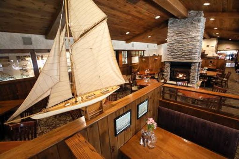 A Spot That Welcomes Everyone From Families to Foodies