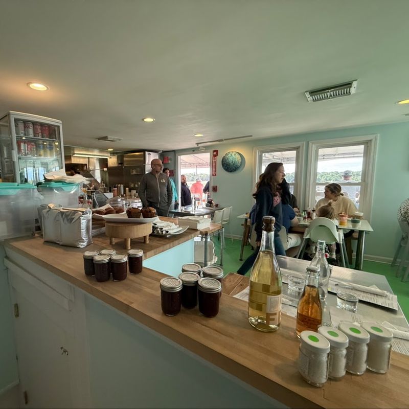 Morning Crowds Add To The Buzz