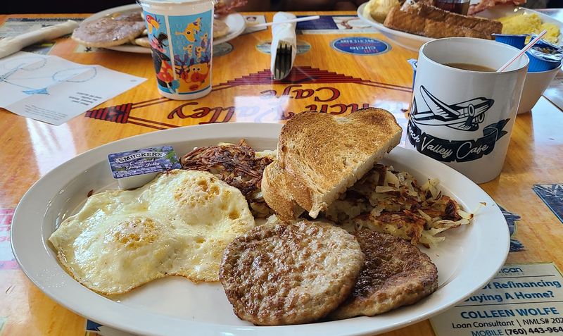 A Morning Stop Built For Aviation Fans