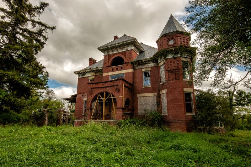 Abandonment and the Slow March of Decay