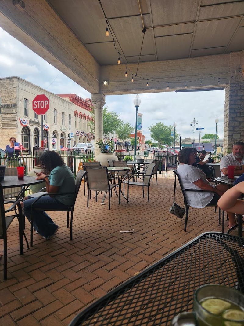 The Outdoor Patio Experience