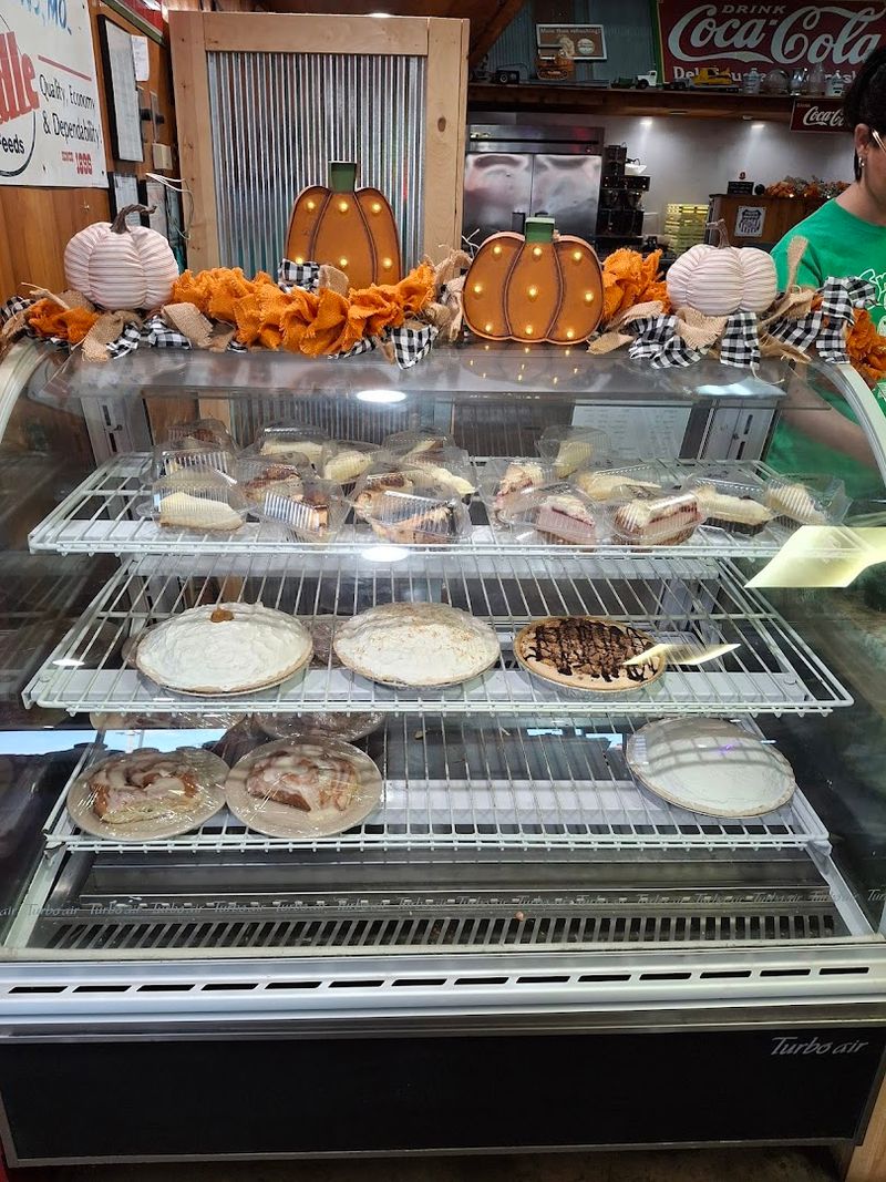 Why Smith's Is Worth the Drive to Bolivar