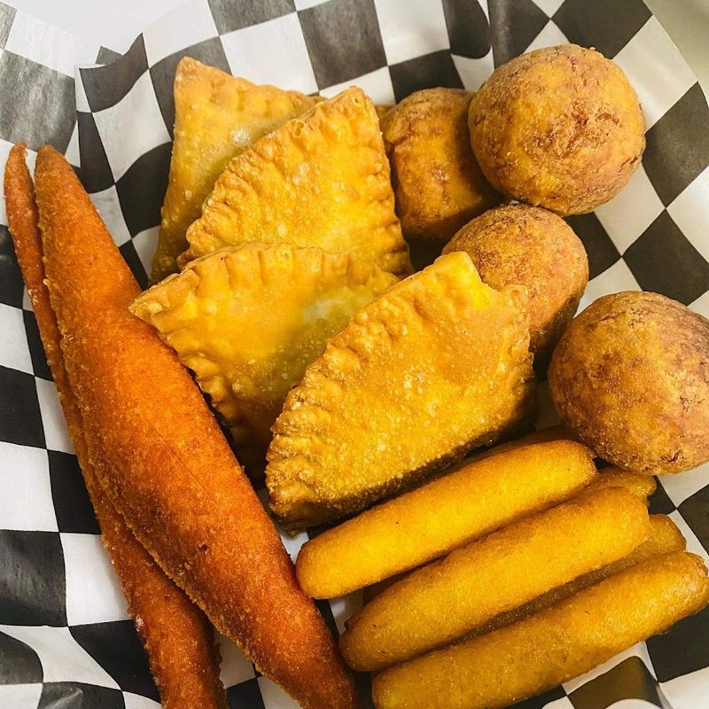 The Frituras That Start Every Great Visit