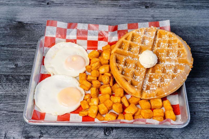 Breakfast Hours That Make Early Risers Very Happy