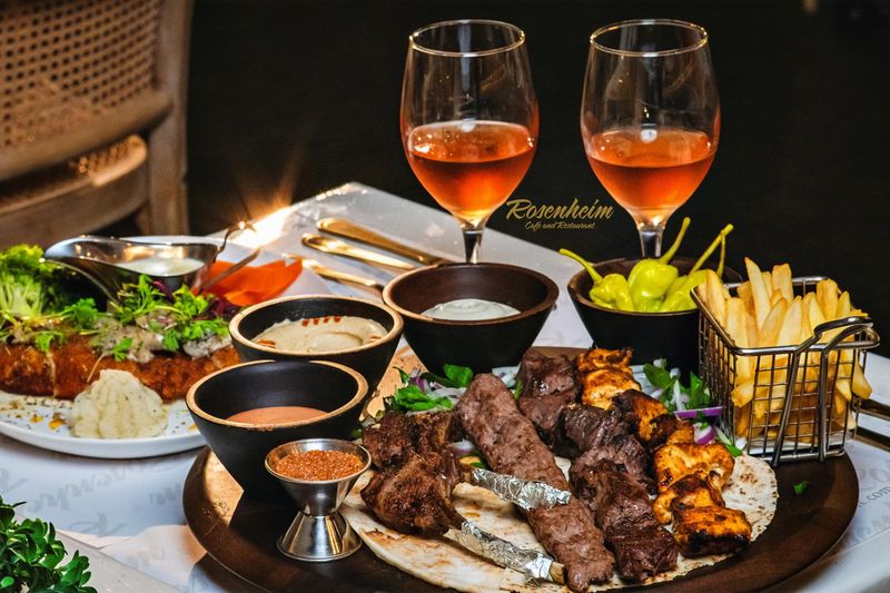 Hummus and Mezze That Start Strong