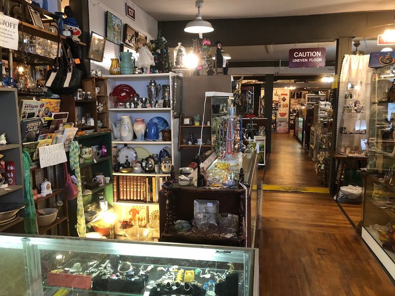 Why Antique Depot Keeps Drawing People Back