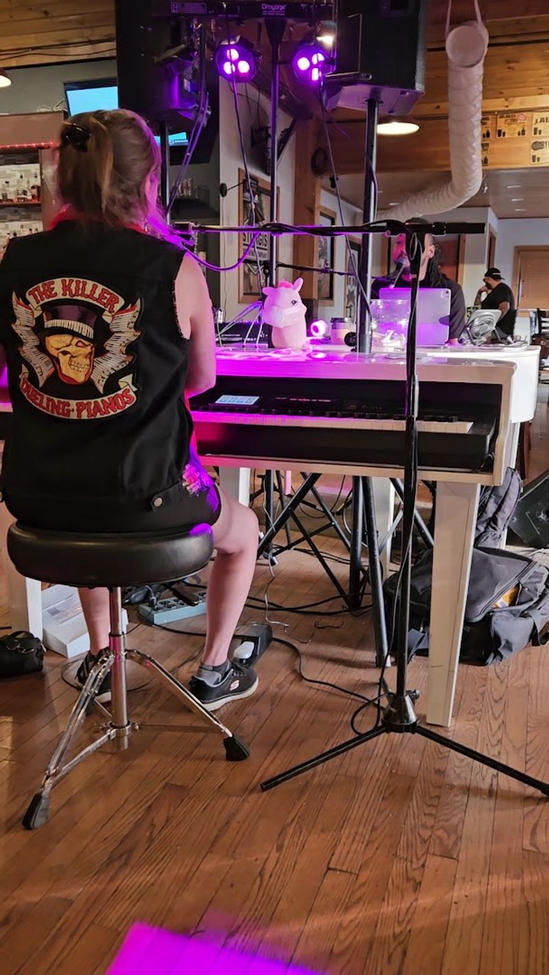 Live Music Keeps The Atmosphere Moving