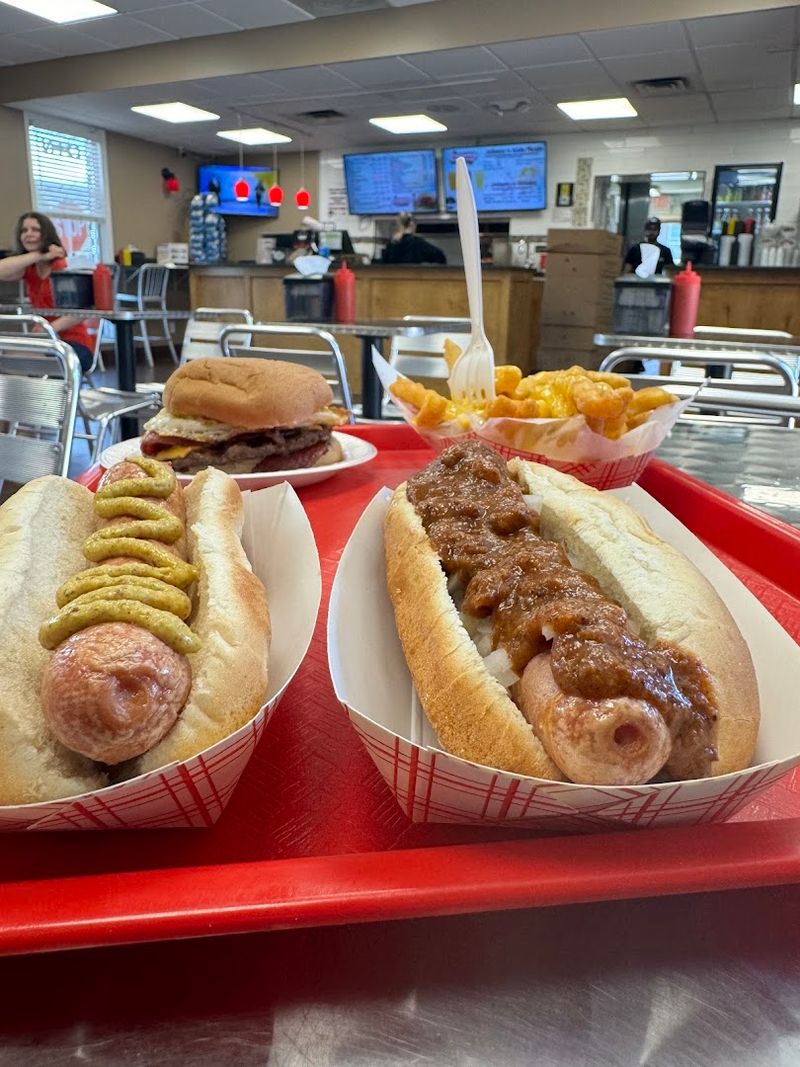 Why Jersey Johnny's Keeps People Coming Back