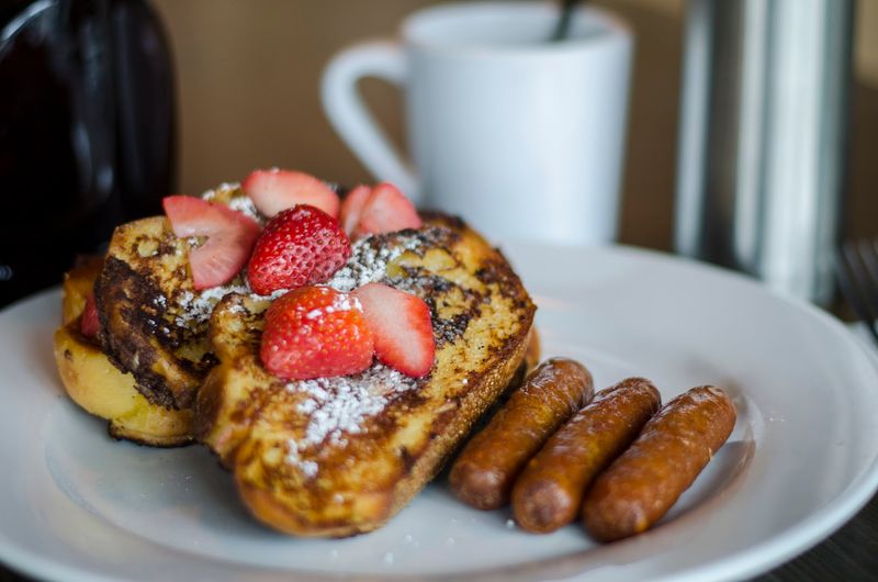 Cinnamon French Toast Worth Waking Up For