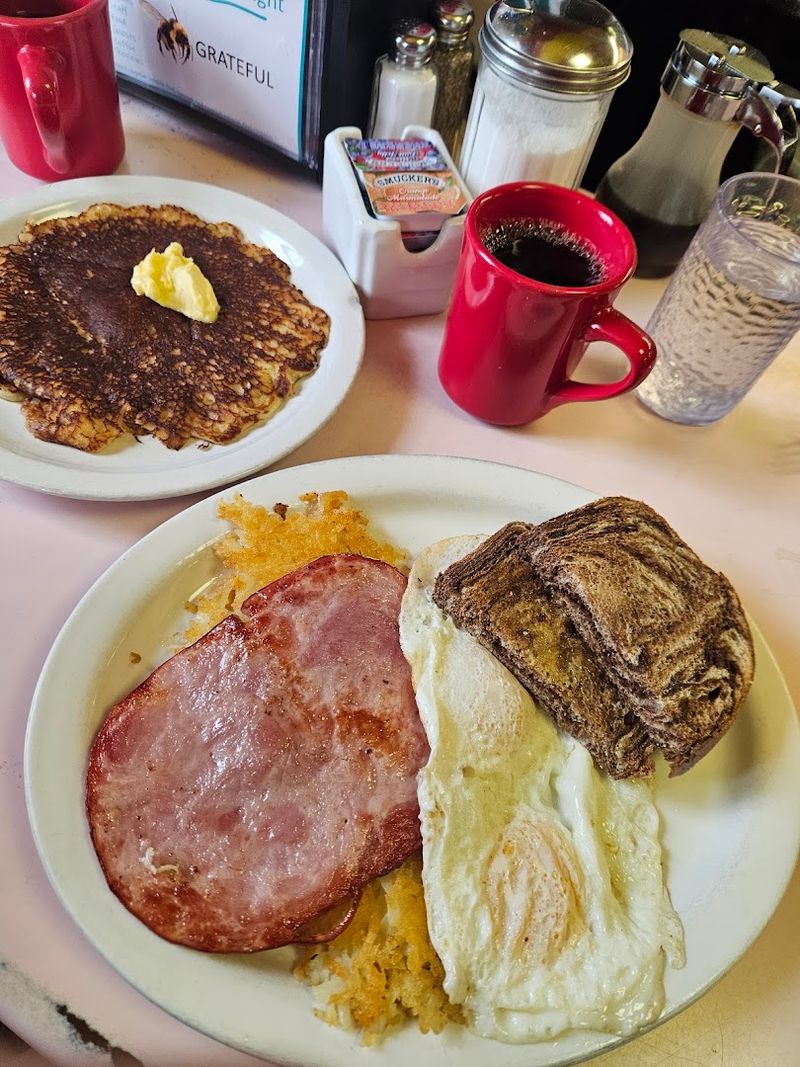 Breakfast That Rivals Any Spot in the City