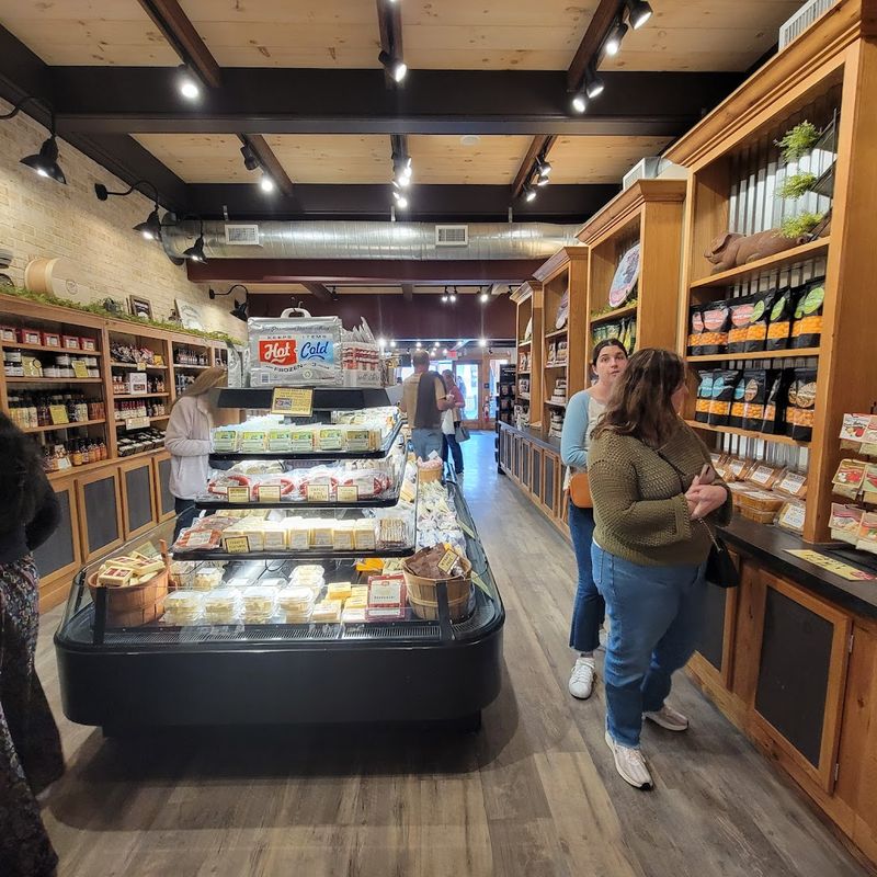 Restaurants Stretch The Visit Into A Full Day