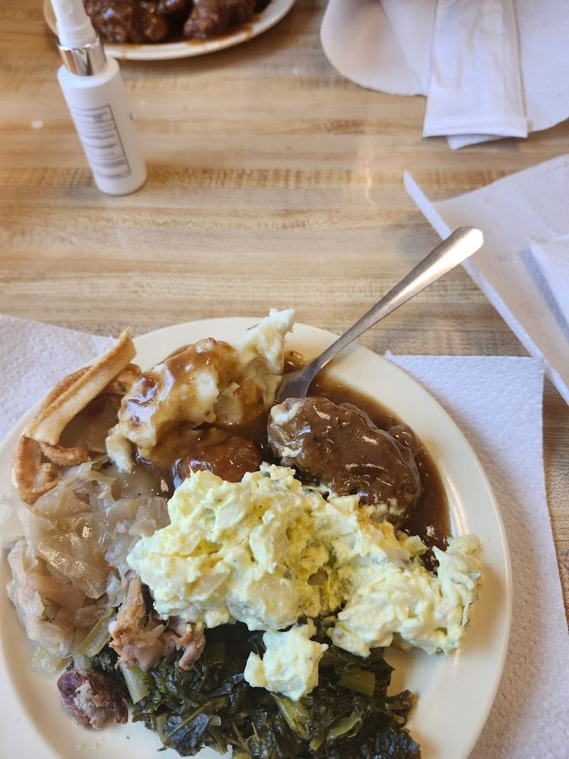 Southern Sides That Deserve Their Own Spotlight