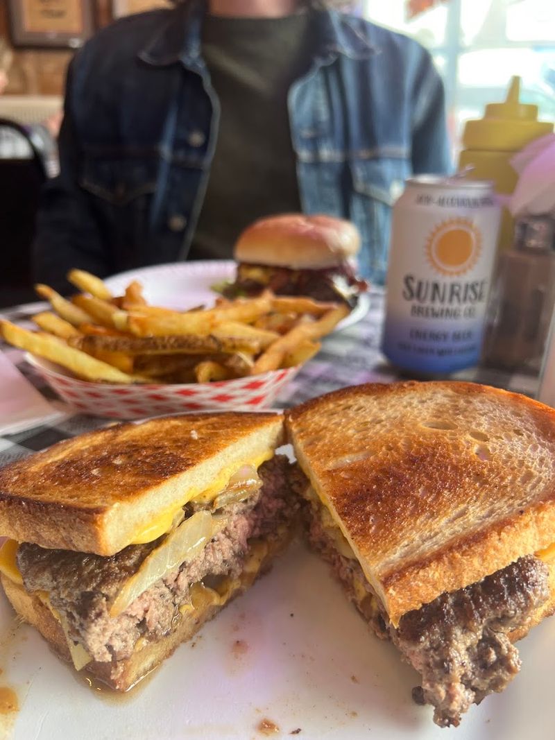 Patty Melts, Hot Dogs, and the Comfort Food Lineup Worth Knowing