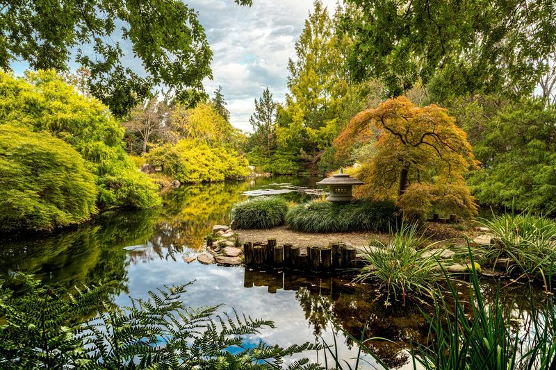 Asian Valley, Where Tranquility Has Its Own Zip Code