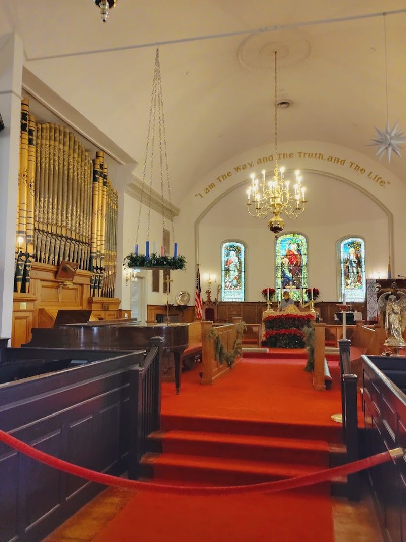 Guided Tours That Go Far Deeper Than the Brochure