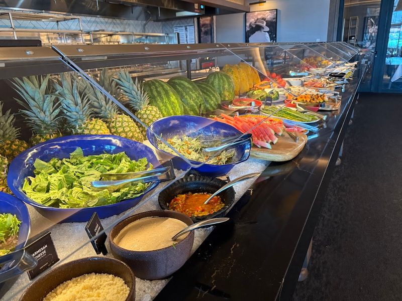 The Market Table and Seasonal Salads