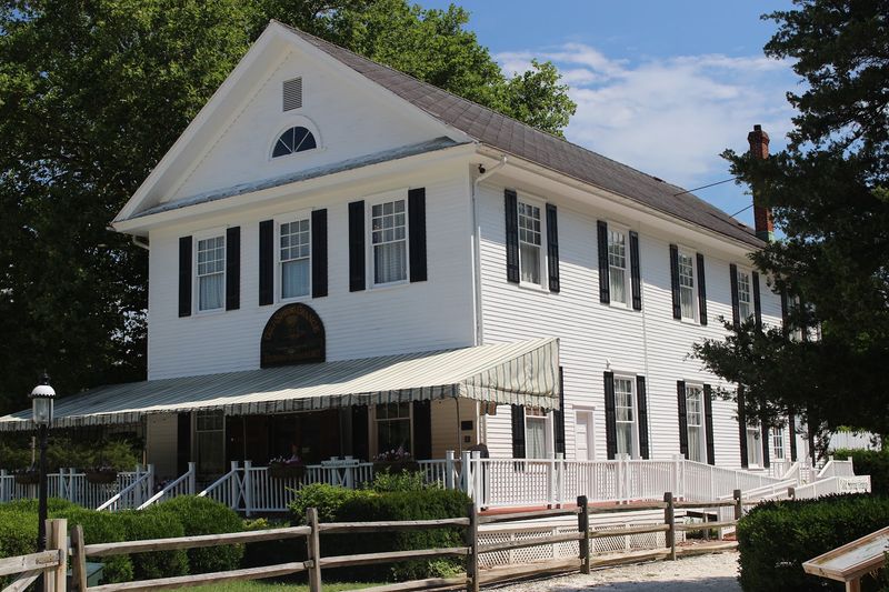 The Cold Spring Grange Restaurant and What It Offers
