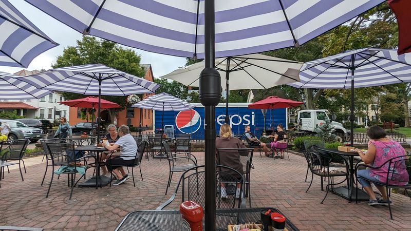 Outdoor Seating That Elevates The Whole Morning