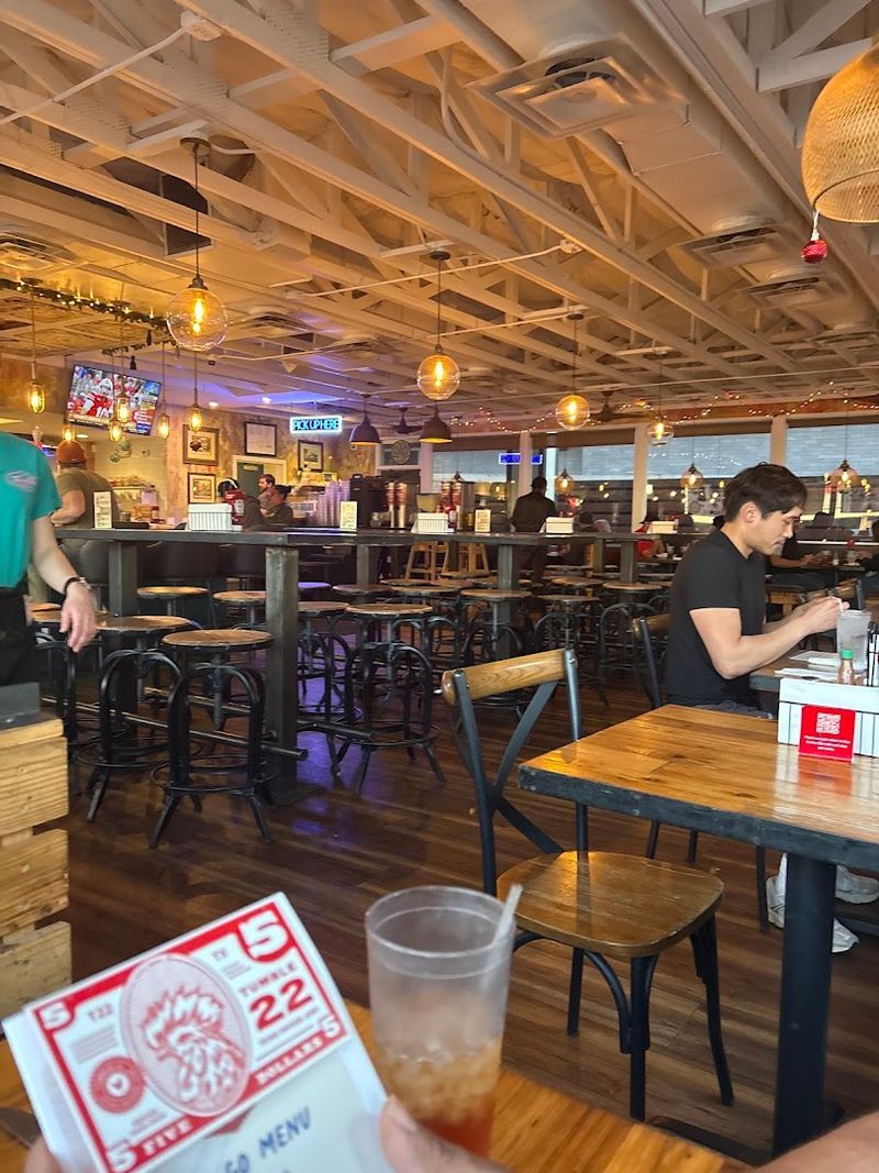 The Atmosphere That Makes You Want to Stay