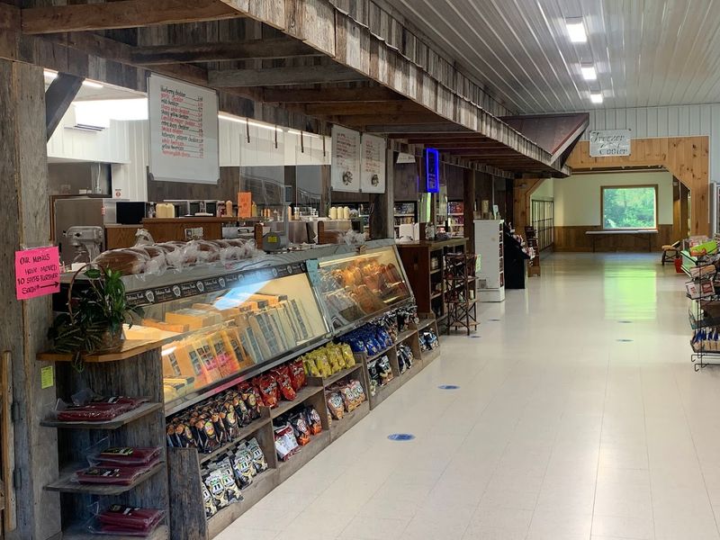 Walker Valley Market, Pearisburg, VA